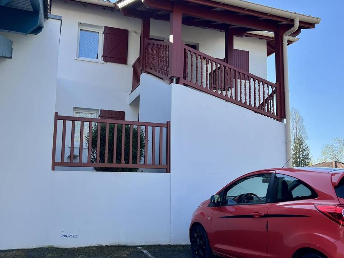 Appartement T1 Bis Avec Terrasse Et Piscine A Cambo-Les-Bains, 1 Chambre, Parking Prive - Fr-1-495-4 外观 照片