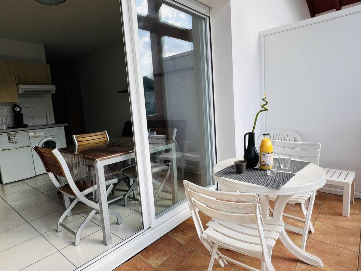 Appartement T1 Bis Avec Terrasse Et Piscine A Cambo-Les-Bains, 1 Chambre, Parking Prive - Fr-1-495-4 外观 照片